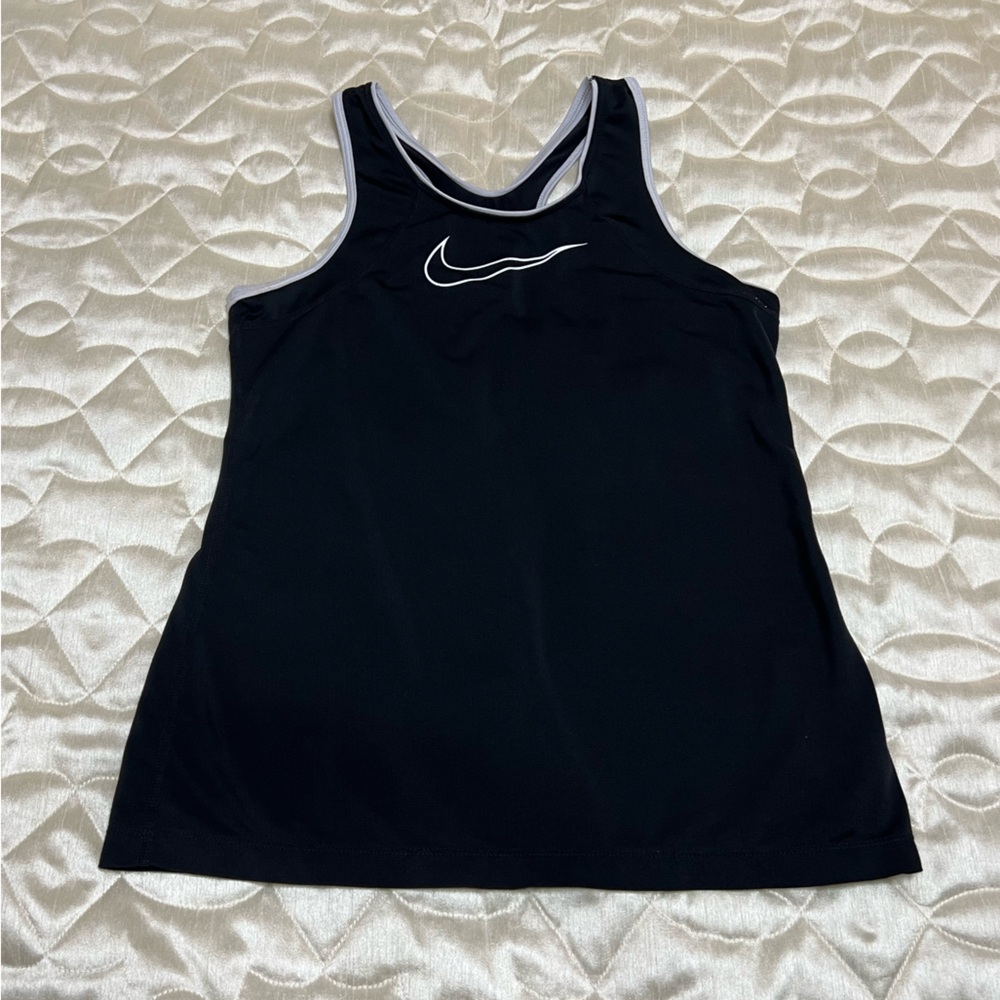 Nike Razorback In Black With Swoosh Logo Size Large 12 13 Years Youth Top Active